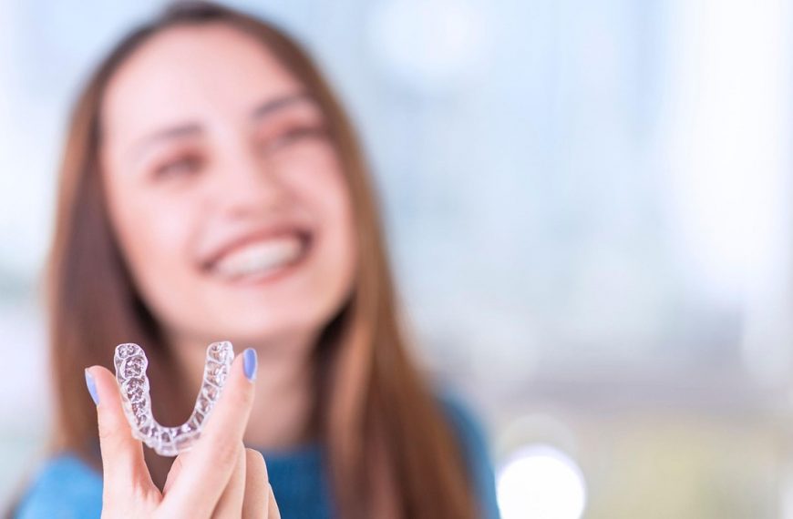 Managing Pain and Discomfort with Teen Clear Aligners